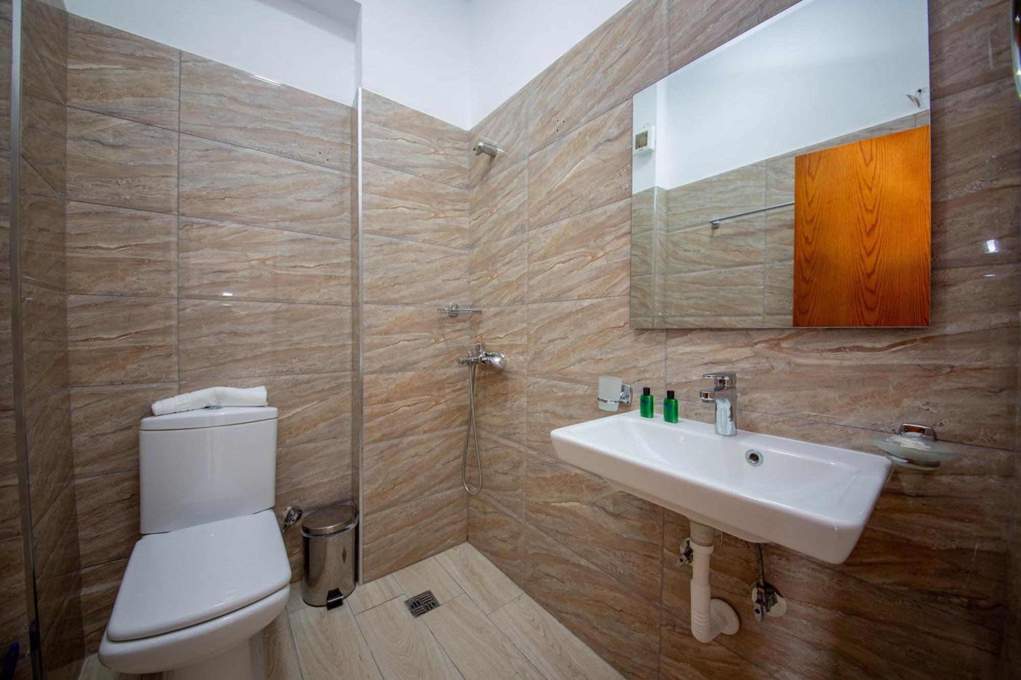 Hotel Keliani Sarande Exterior photo